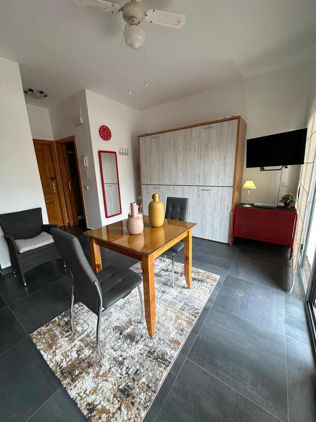 Estudio Con Piscina Y Garaje A 100 Mtr De La Playa อิสลา กริสตินา ภายนอก รูปภาพ